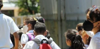 Lara | Niño causó pánico en una escuela: llevaba consigo una bomba lacrimógena Lara | Niño causó pánico en una escuela: llevaba consigo una bomba