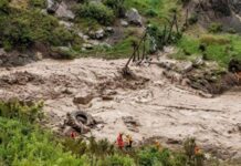 Lara| Rescatados 45 turistas atrapados por derrumbe en la Cascada del Vino