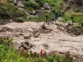 Lara| Rescatados 45 turistas atrapados por derrumbe en la Cascada del Vino