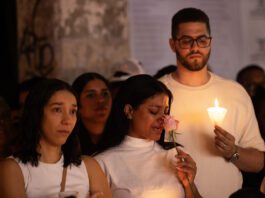 A un año de la tragedia en Jet Set, el duelo persiste en la comunidad venezolana A un año de la tragedia en Jet Set, el duelo persiste en la comunidad venezolana