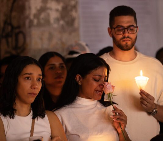 A un año de la tragedia en Jet Set, el duelo persiste en la comunidad venezolana A un año de la tragedia en Jet Set, el duelo persiste en la comunidad venezolana