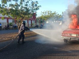 Coro| Vehículo ardió en llamas