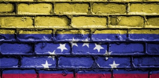 Venezuela ha recibido aproximadamente 18 licencias económicas en los últimos 3 meses