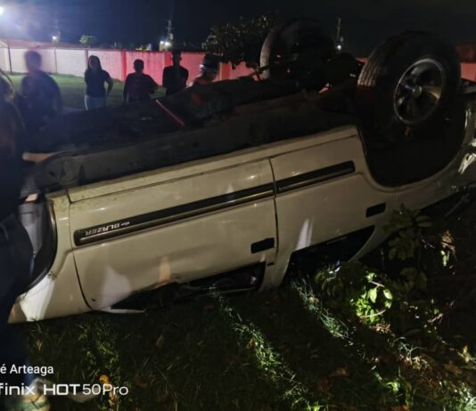 Municipio Silva| Vuelco de camioneta dejó mujer lesionada