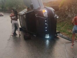 Cojedes|Vuelco de camioneta con daños materiales