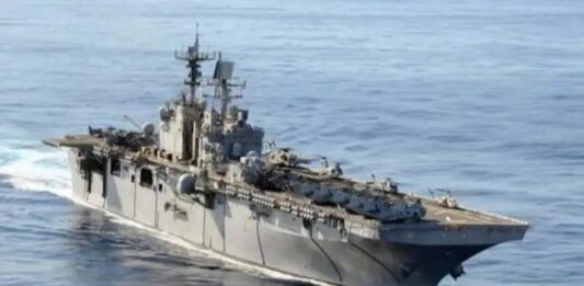 Reportan presencia de buques militares en costas venezolanas