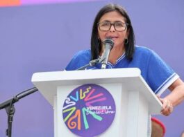 Delcy Rodríguez anuncia bono de reconocimiento profesional