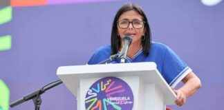 Delcy Rodríguez anuncia bono de reconocimiento profesional