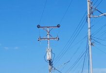 Punto Fijo| Sector 7 de Bicentenario lleva más de 24 horas sin energía eléctrica