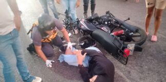 Punto Fijo| Vídeo| Imprudencia de conductora dejó a funcionario policial lesionado