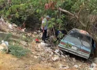 Punto Fijo| Vídeo| Transporte de la ruta Punto Fijo – Amuay cayó en quebrada de Guaranao