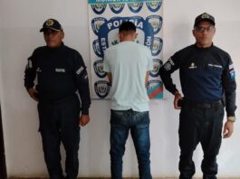 Coro| Sujeto atacó a su expareja con un pico de botella