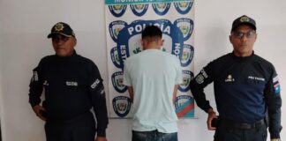 Coro| Sujeto atacó a su expareja con un pico de botella