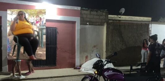 Coro| Asesinan a «tiros» a un mujer en el patio de su casa
