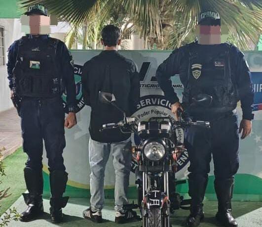 Coro| Detenido por resistencia y ultraje a la autoridad