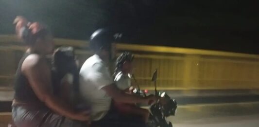 Aragua| Detenida pareja por traslado inseguro de niños en moto