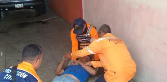 Los Taques| Se cayó del techo cuando llenaba el tanque de agua