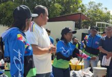 Gobernador Clark entrega uniformes y equipos de seguridad a personal de Juntos por Falcón
