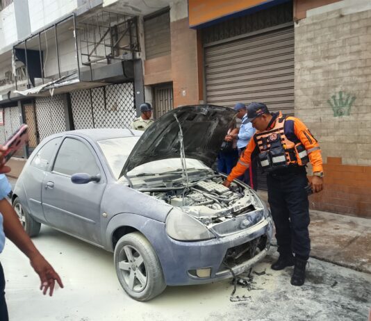 Punto Fijo| Traseuntes evitaron el incendio de un vehículo