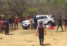 Coro| Vuelco de camioneta dejó una mujer muerta
