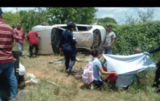 Mene Mauroa| Vuelco de vehículo dejó tres lesionados
