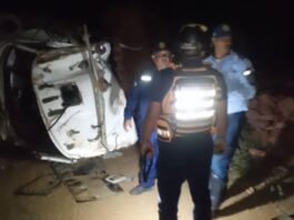 Volvió a nacer: Conductor de un chuto Mack salva la vida milagrosamente tras volcar en la Falcón-Zulia