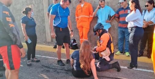 Punto Fijo| Colisión entre moto y vehículo dejó daños materiales en Zarabón