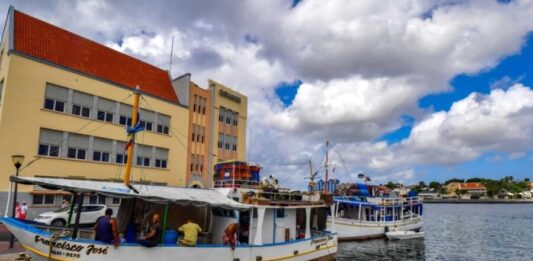 Curazao evalúa eliminar el visado a venezolanos