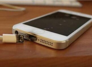 Delta Amacuro| Manipulaba el celular mientras lo cargaba y sufrió una descarga eléctrica