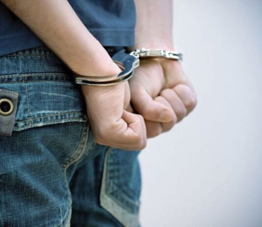 Punto Fijo| Detenido adolescente por resistencia y ultraje al funcionario