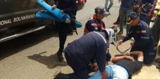 Coro| Motorizado sufrió escoriaciones en deslizamiento de moto