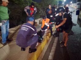 Punto Fijo| Colisión entre moto y vehículo dejó un lesionado