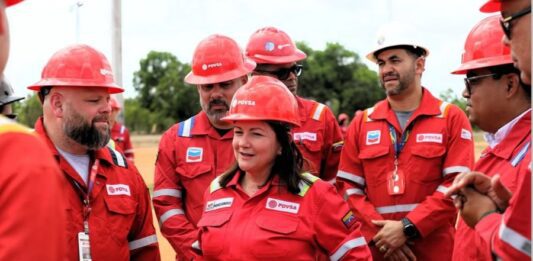 Producción nacional de petróleo alcanzó 1,2 millones de barriles diarios