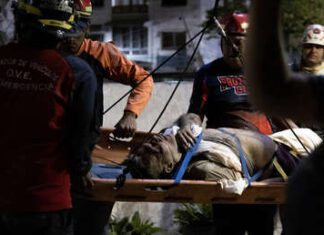 Casi 200 muertos y más de 1.500 heridos por el doble terremoto en Venezuela