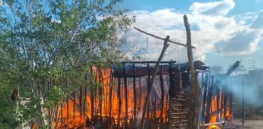 Municipio Petit| Vídeo| Mujer con siete hijos perdió su vivienda