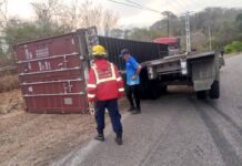 Municipio Tocópero| Vuelco de vehículo de carga