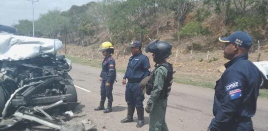 Aparatoso accidente en la Morón-Coro deja tres personas lesionadas en el municipio Tocópero