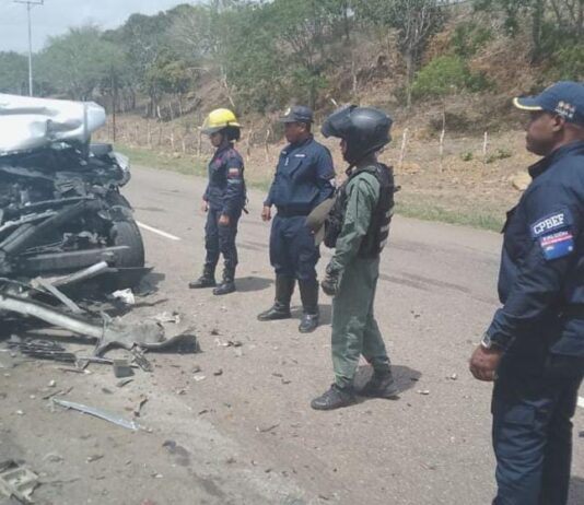 Aparatoso accidente en la Morón-Coro deja tres personas lesionadas en el municipio Tocópero