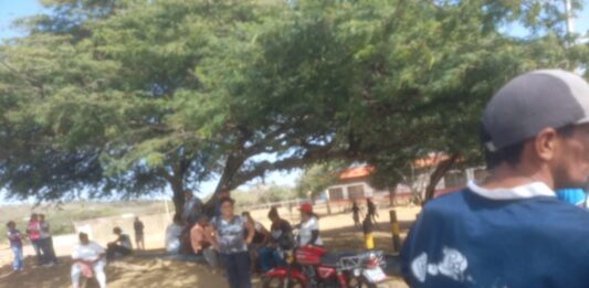 Comunidades del municipio Falcón cierran vía tras cuatro meses de sequía