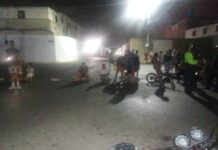 ¡Enardecidos por los apagones! Trancan la calle Panamá con Arismendi del centro de Punto Fijo