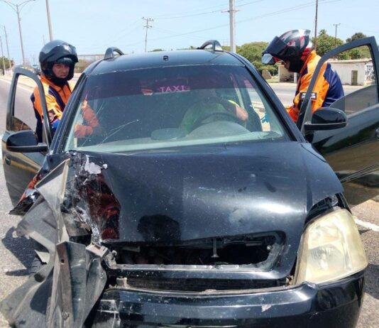 Colisión de frente en El Cardón deja un conductor herido