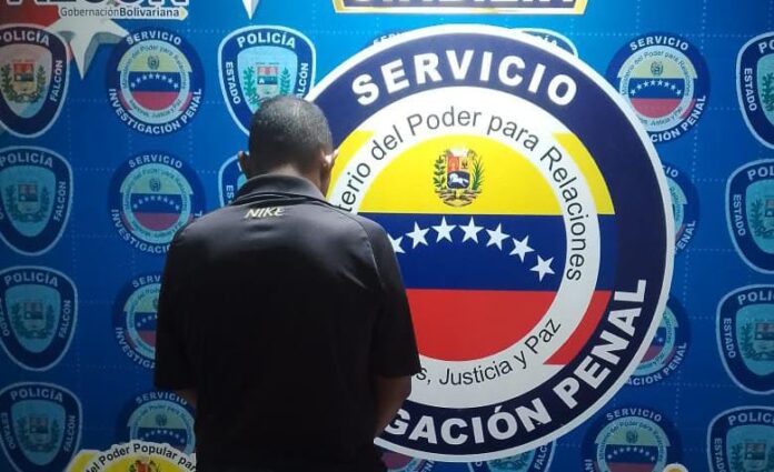 Detenido acoso