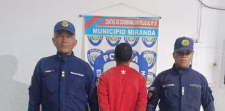 Intervención policial tras riña en Cástulo Mármol Ferrer deja dos sujetos tras las rejas