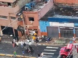 Vídeo| Deflagración por fuga de gas en local comercial deja dos heridos y daños estructurales