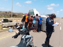Ráfaga de viento provoca dramático vuelco y deja dos heridos