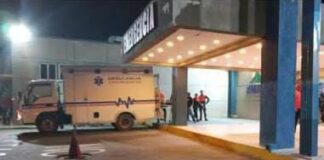 Dos jovenes resultan heridos tras volcar en moto en el elevado de Las Margaritas