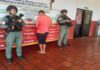 Discutió con su pareja embarazada, la madre intentó defenderla y él la mató a golpes