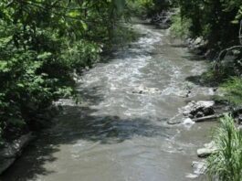 Una crecida de río en segundos cobra la vida de una niña en Lara