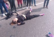 Mujer se lanzó de una pasarela en Punto Fijo