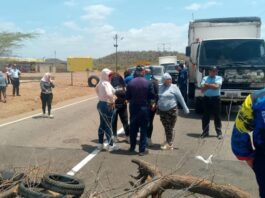Tensión en la Falcón-Zulia: Protesta por fallas de voltaje en Buchivacoa culmina con acuerdos y vía despejada